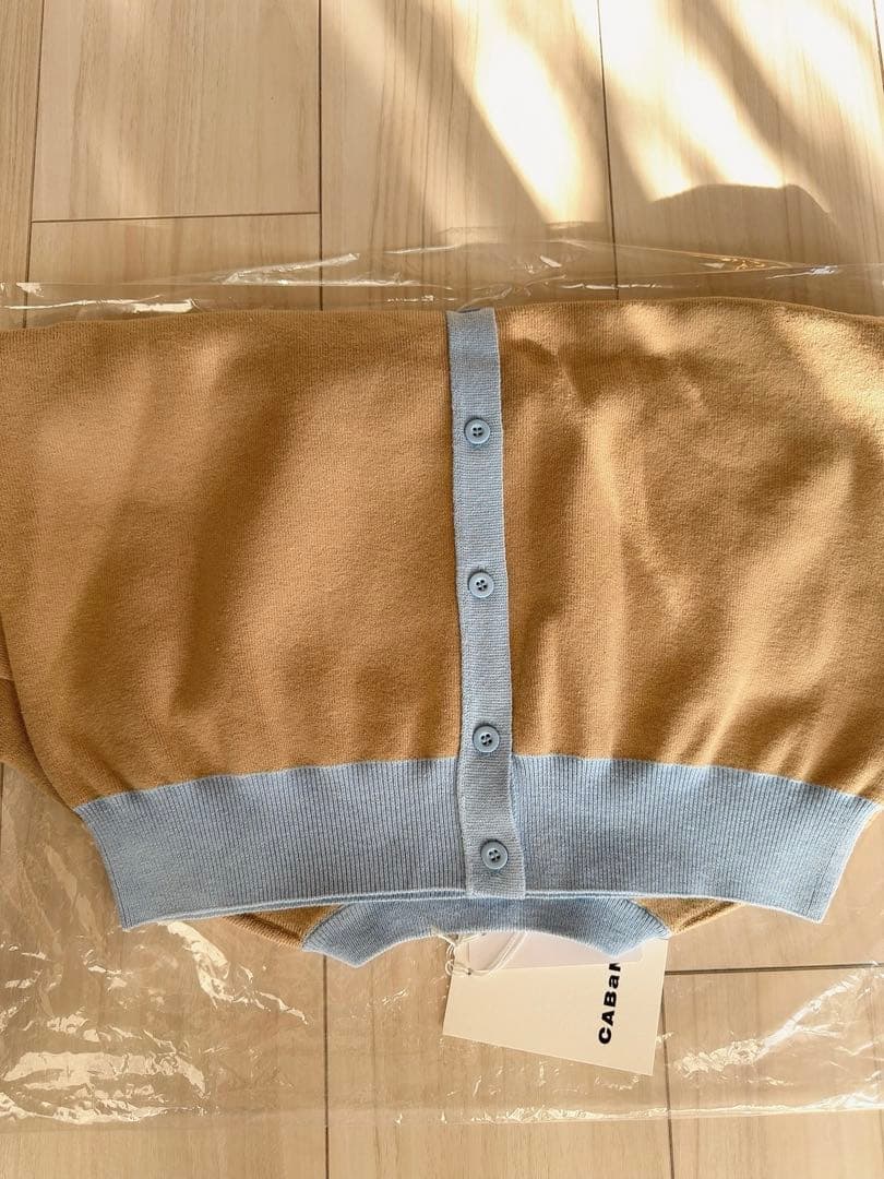 未使用品、CABaN コットンカシミヤ クルーネックカーディガン 42番フリー