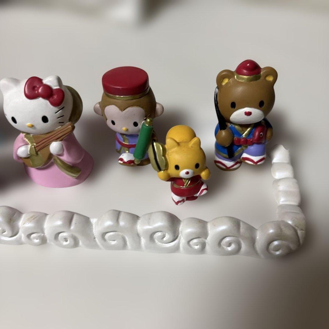 ハローキティ　七福神　ファギュア