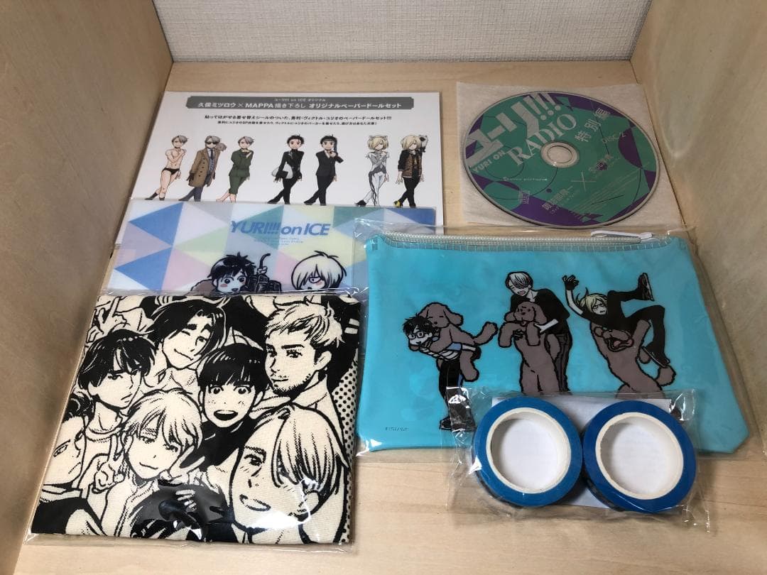 【非売品特典付】 ユーリ!!! on ICE 全6巻 DVD セット (完備)