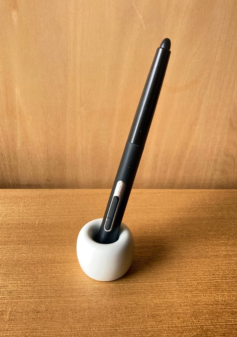 Intuos Pro スモール PTH-460