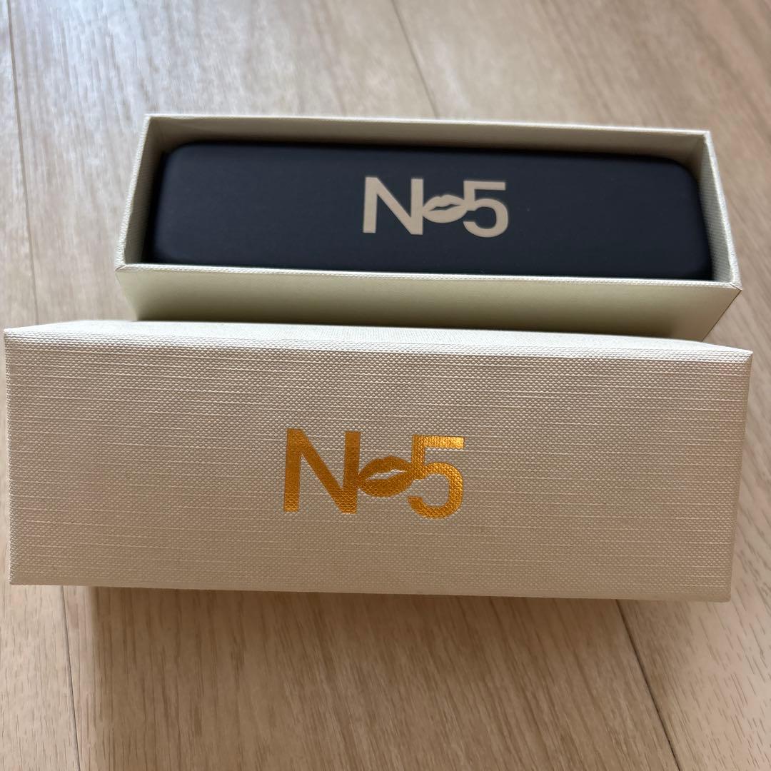 Nissy 限定サングラス