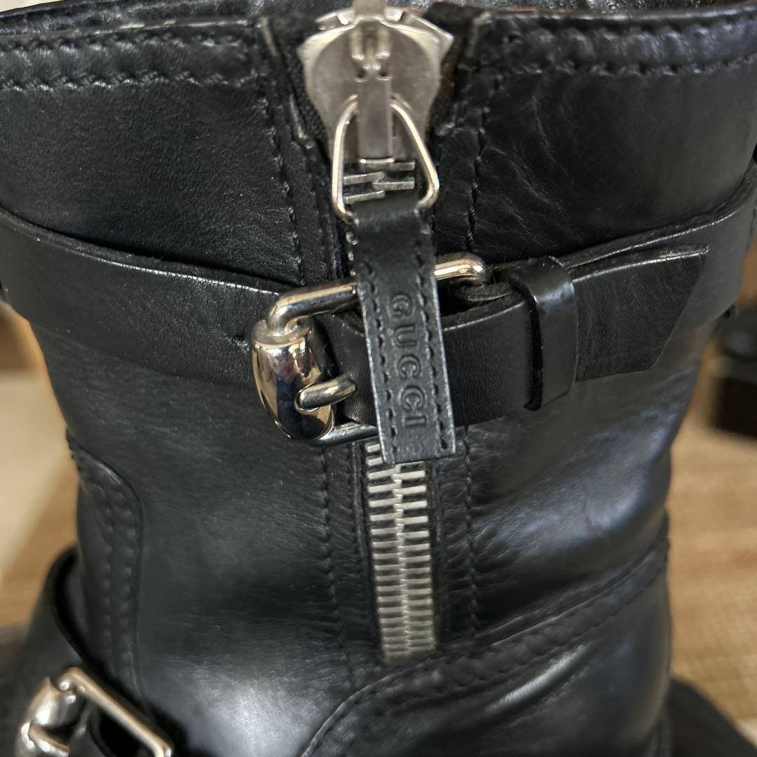 GUCCIブラックレザーショートブーツ