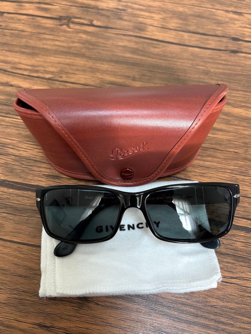Persol 偏光レンズ ブラック サングラス