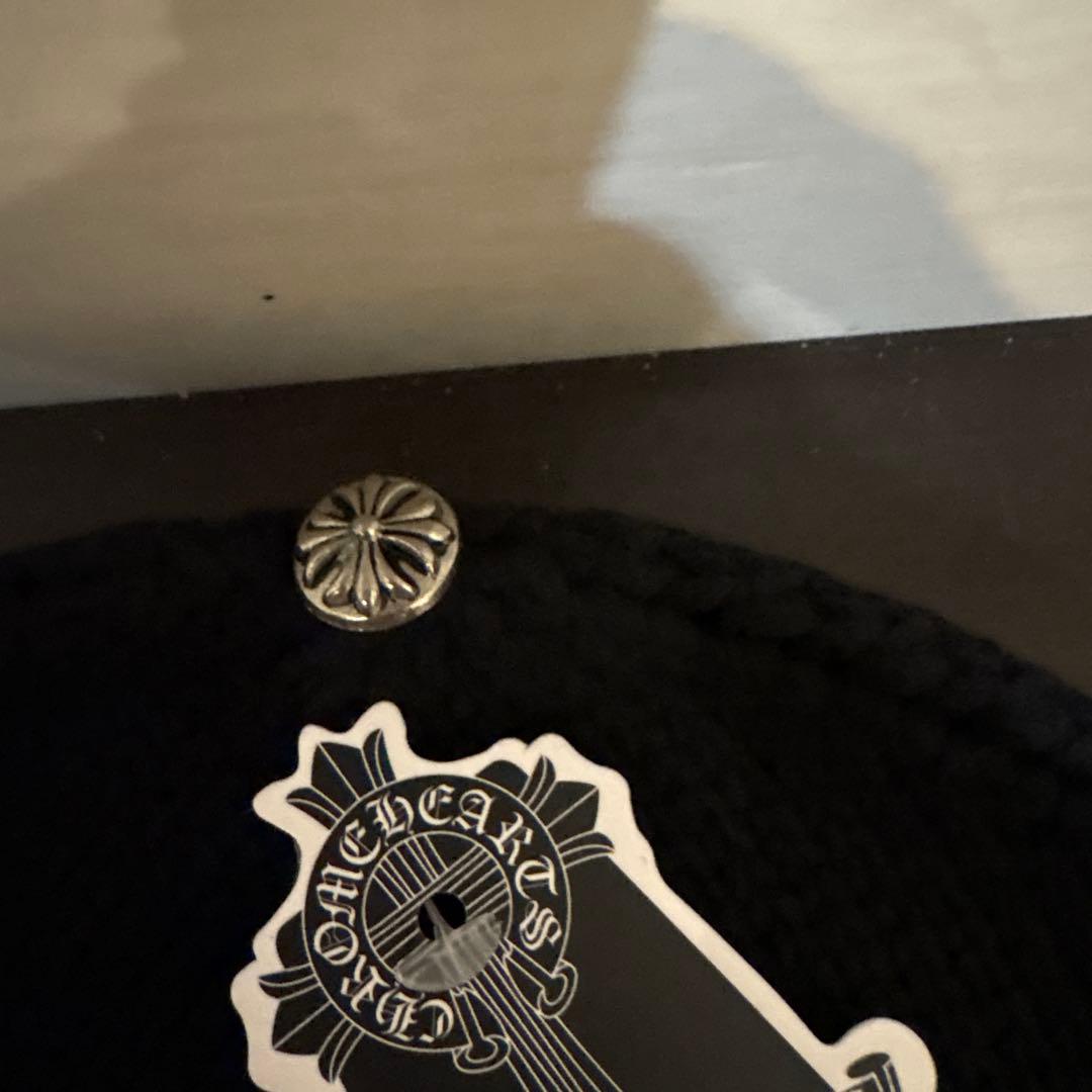 黒 クロス刺繍 ニット帽