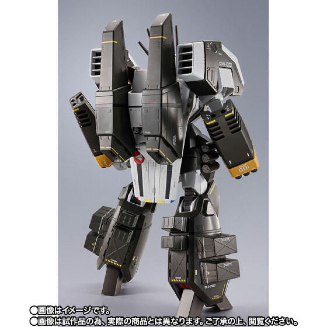 即日発送DX超合金 VF-1S アーマードバルキリー ロイ・フォッカースペシャル