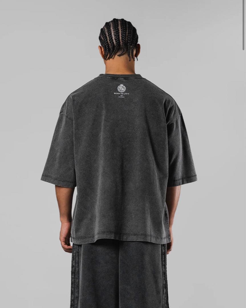 【完売品】新品未開封　LYFT XL Tシャツ