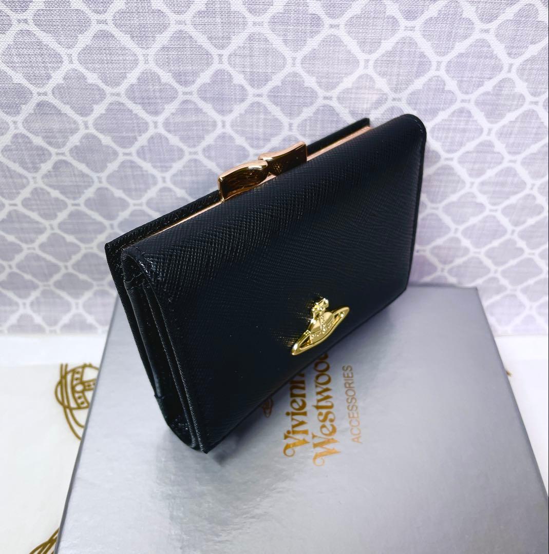 【大人気♡ショッパー付】新品 ヴィヴィアン・ウエストウッド　三折財布
