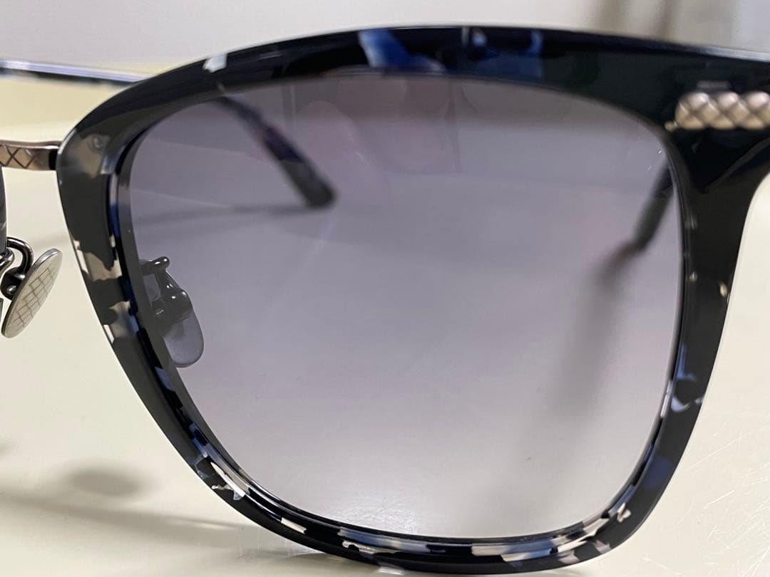 ボッテガヴェネタ Bottega Veneta サングラス 美品 BV0102S