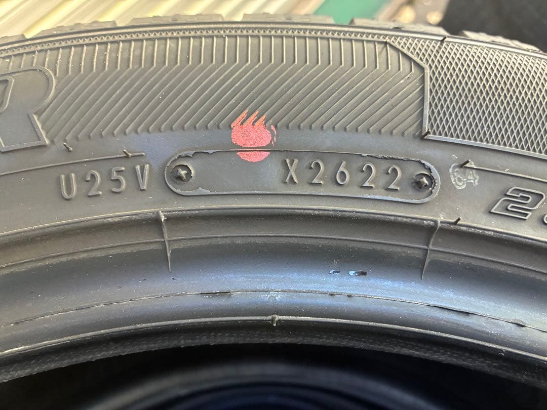 ☆235/50R18 97Q ICE NAVI7 中古4本セット☆