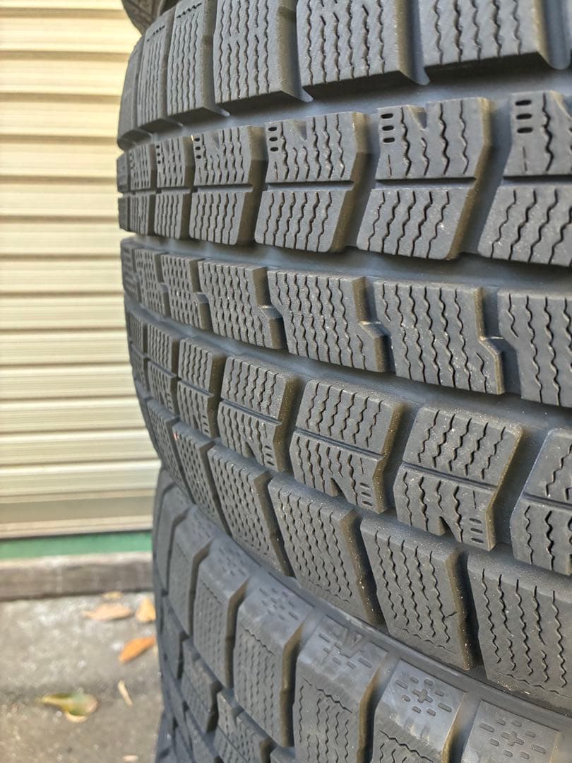 ☆235/50R18 97Q ICE NAVI7 中古4本セット☆