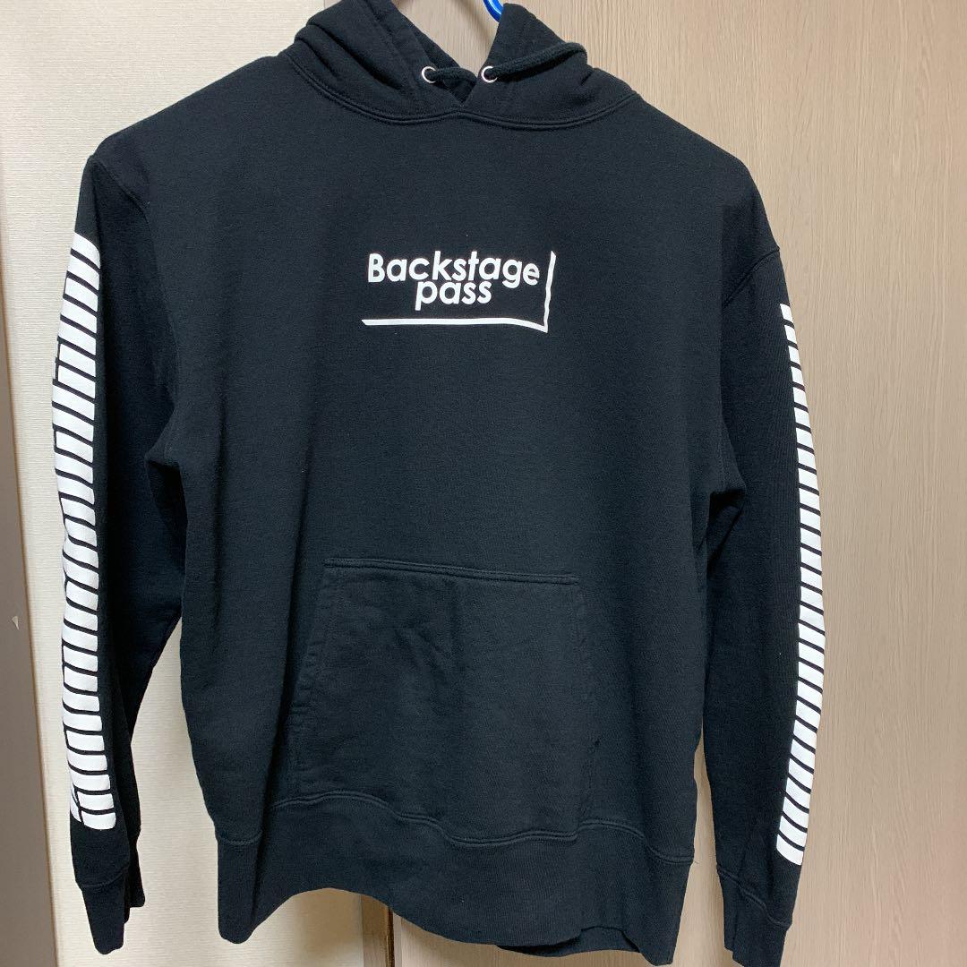 iKON109コラボ プルオーバーパーカー