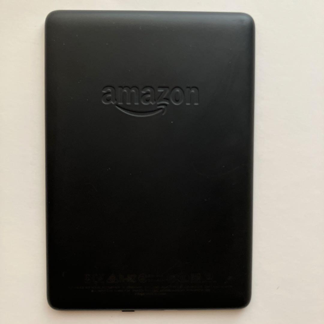 Kindle Paperwhite 第10世代 　ケーブル付き