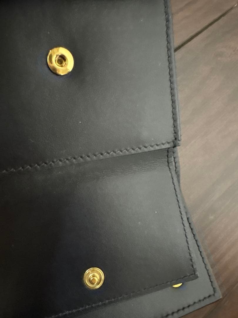 R*様 CELINE 正規品 三つ折り財布 ブラック 美品 ゴールドロゴ