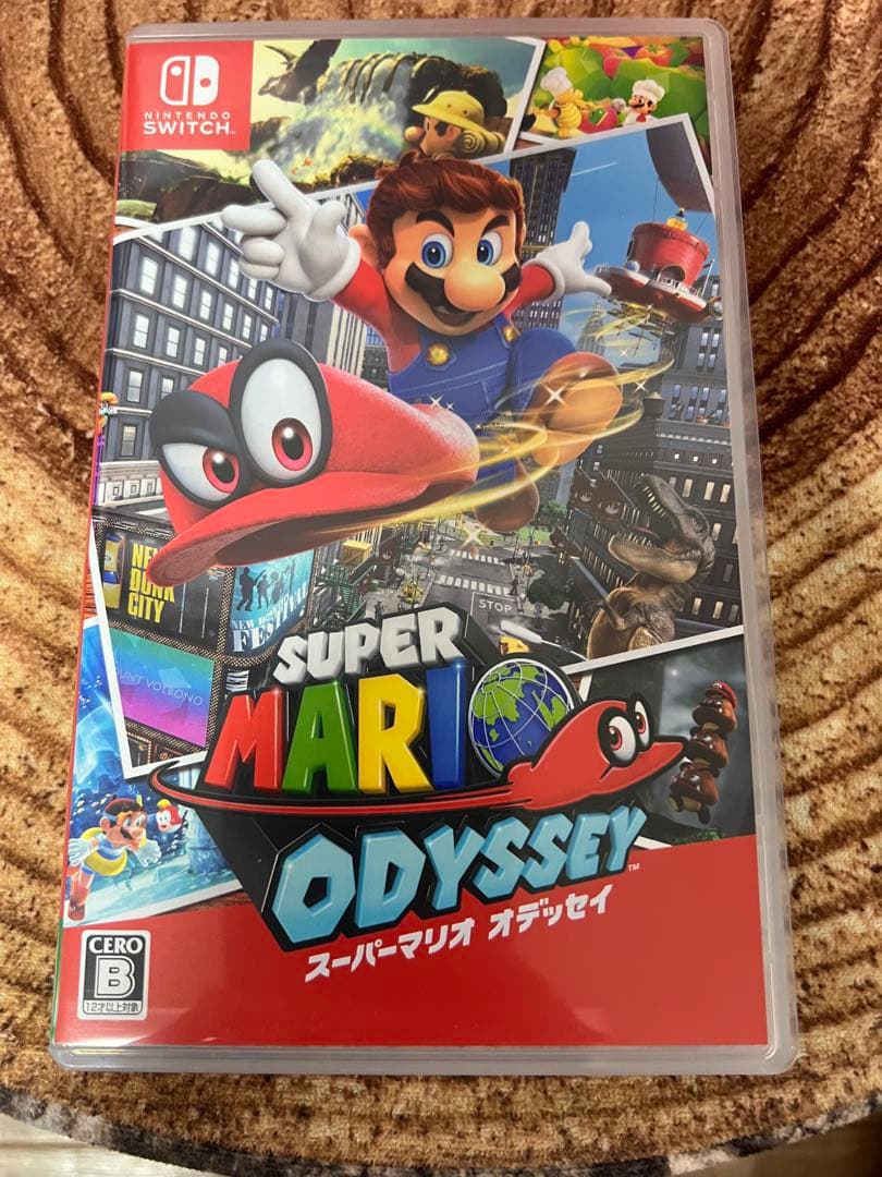 Nintendo Switch ニンテンドースイッチ本体　マリオモデルカセット付