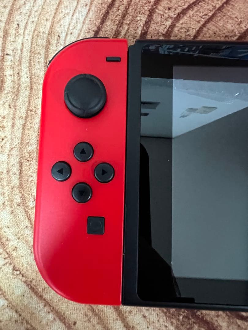 Nintendo Switch ニンテンドースイッチ本体　マリオモデルカセット付