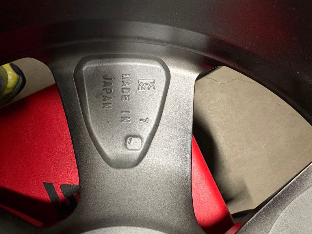 トヨタ RAV4 純正アルミホイール18インチ