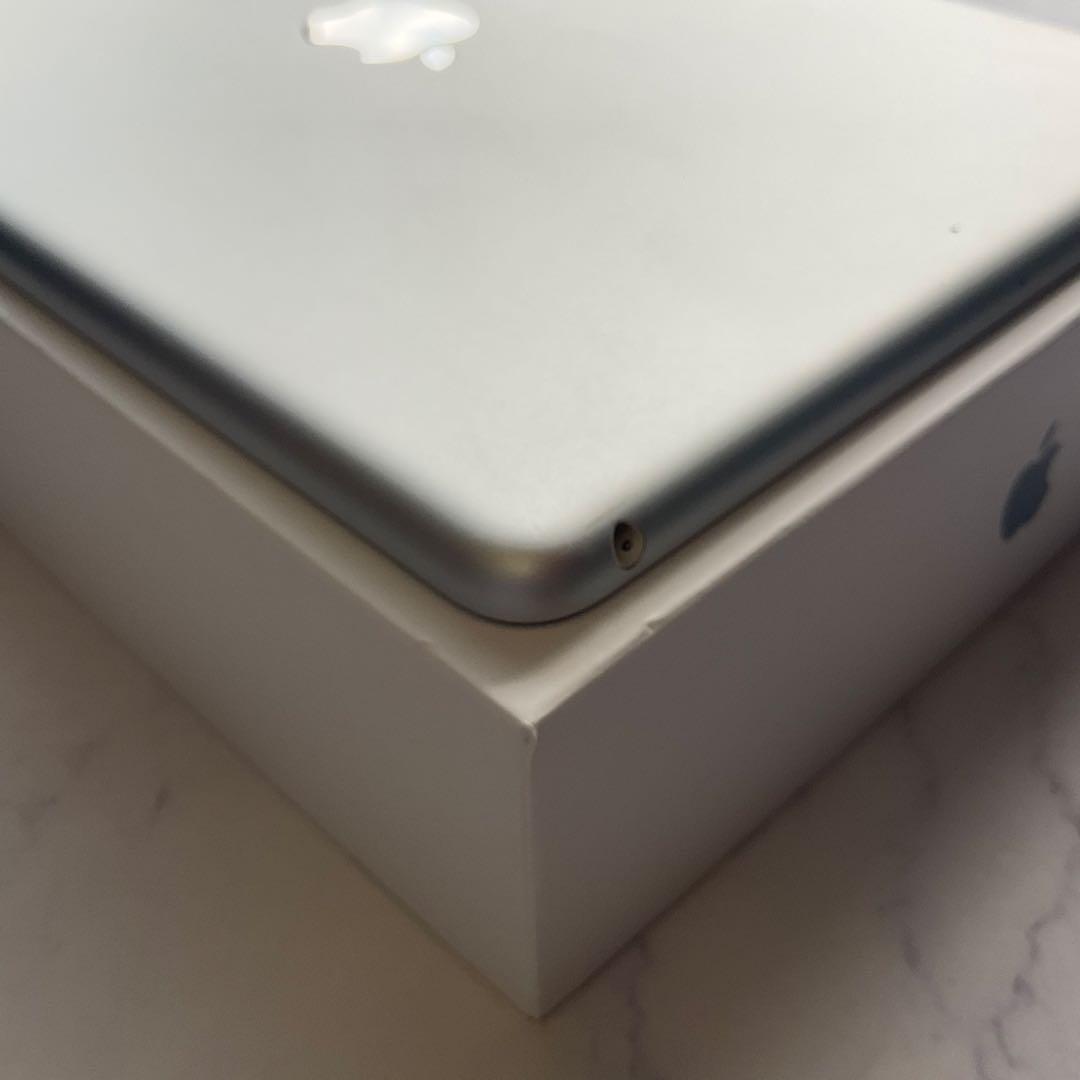 【超美品】Apple iPad 第7世代 Wi-Fi 32GB