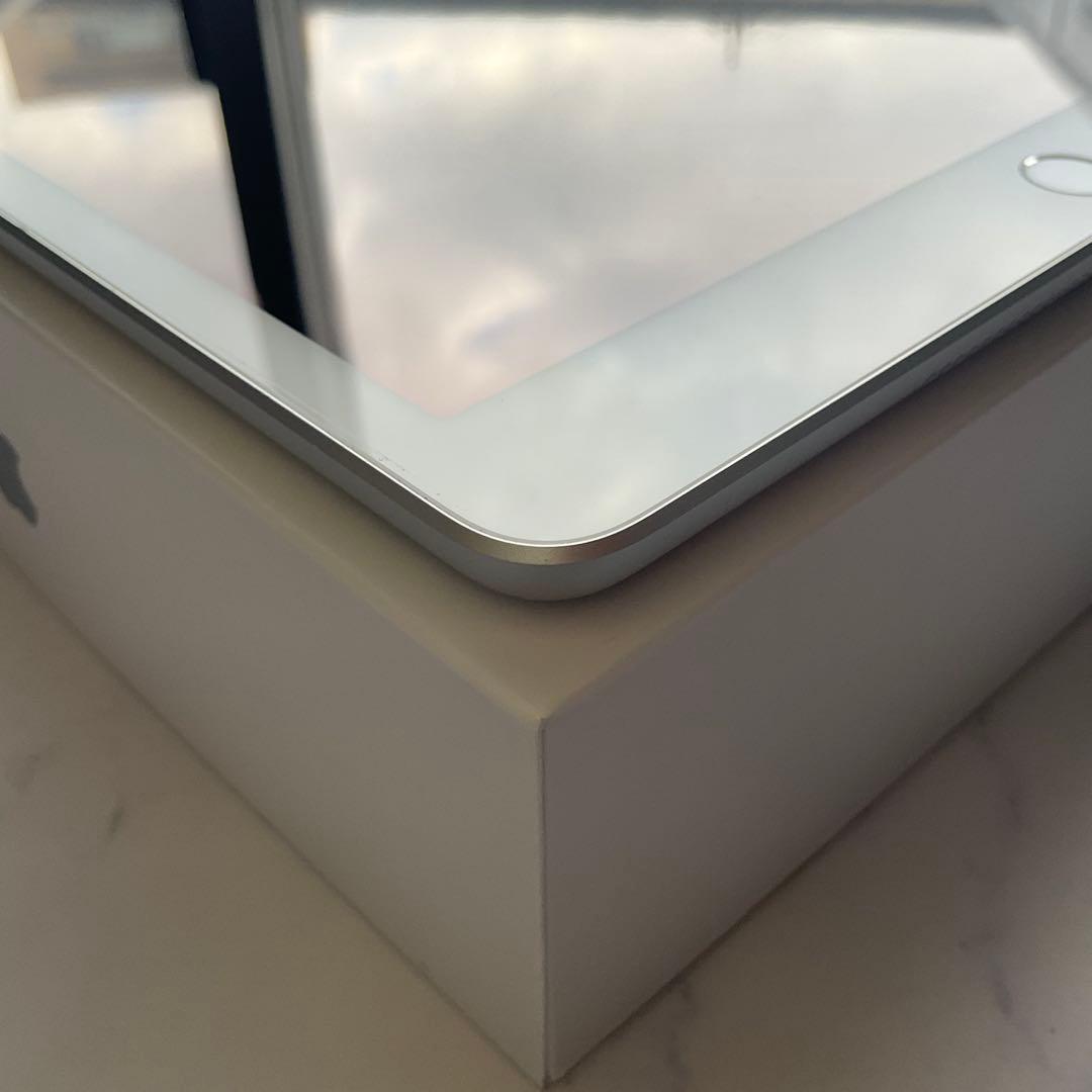 【超美品】Apple iPad 第7世代 Wi-Fi 32GB