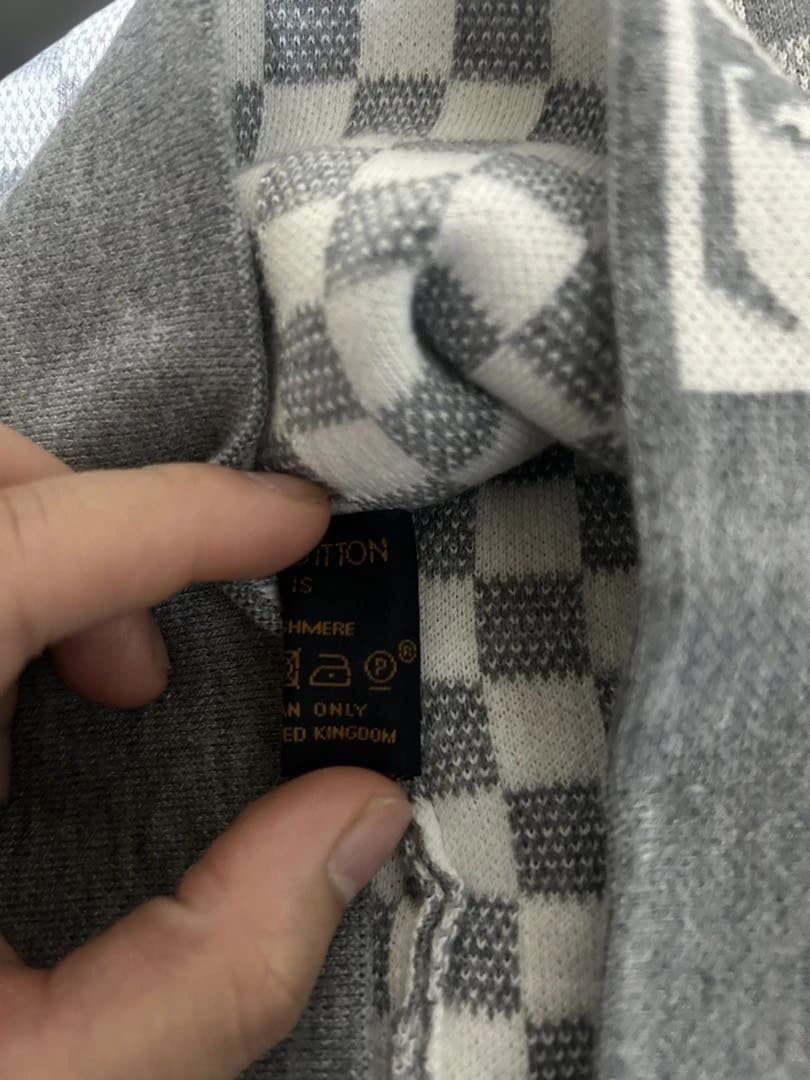 LOUIS VUITTON グレー チェックニット　(期間限定値下げ)