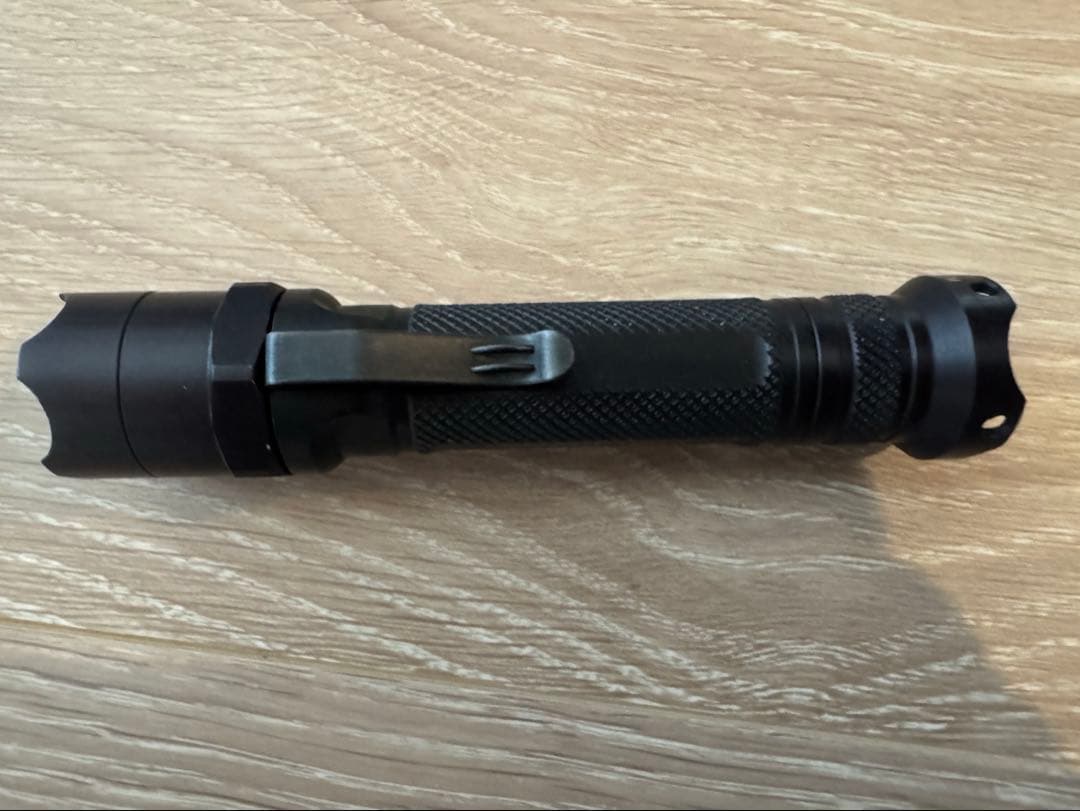SureFire E2D Defender キセノン 廃盤 電池・ケース付