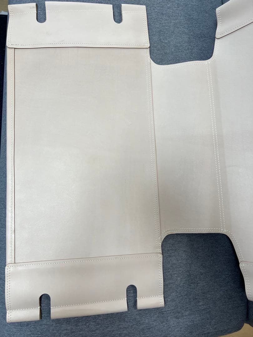 MASMAS　新品未使用品　IKIKI チェアウォルナットオリーブ