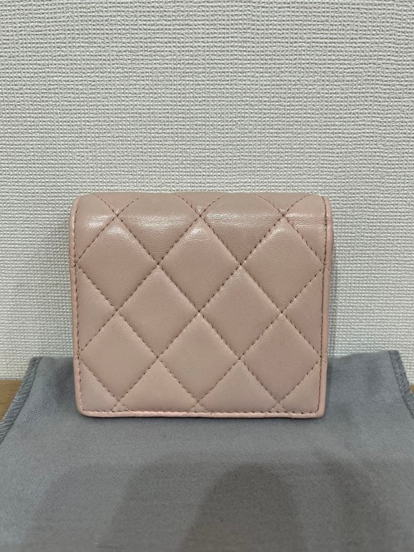 CHANELピンク 二つ折り財布⭐︎美品　最終値下げ