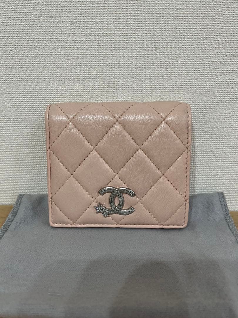 CHANELピンク 二つ折り財布⭐︎美品　最終値下げ