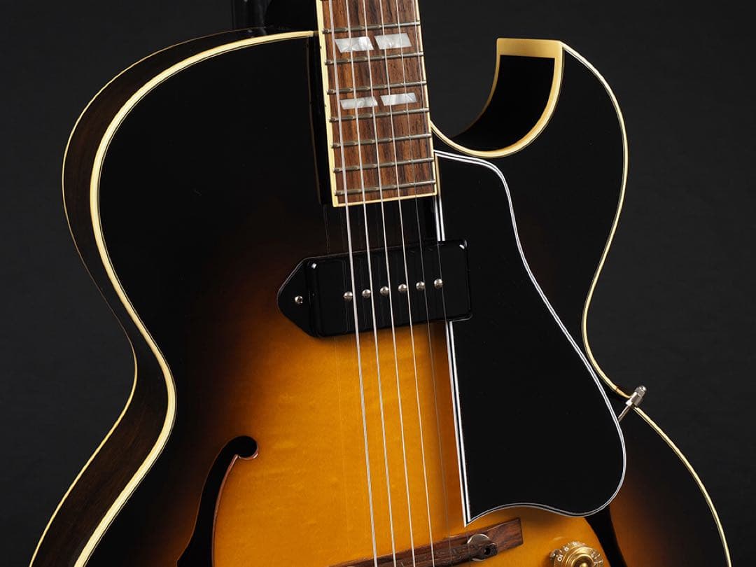 ギター Archtop Tribute AT102 Classic