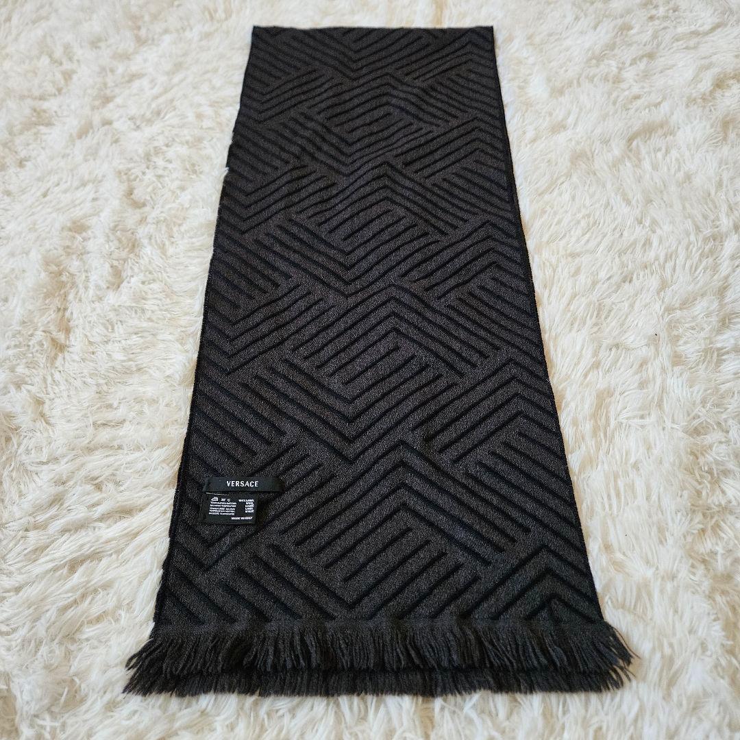 【VERSACE】美品 ヴェルサーチ メデューサ マフラー ストール フリンジ