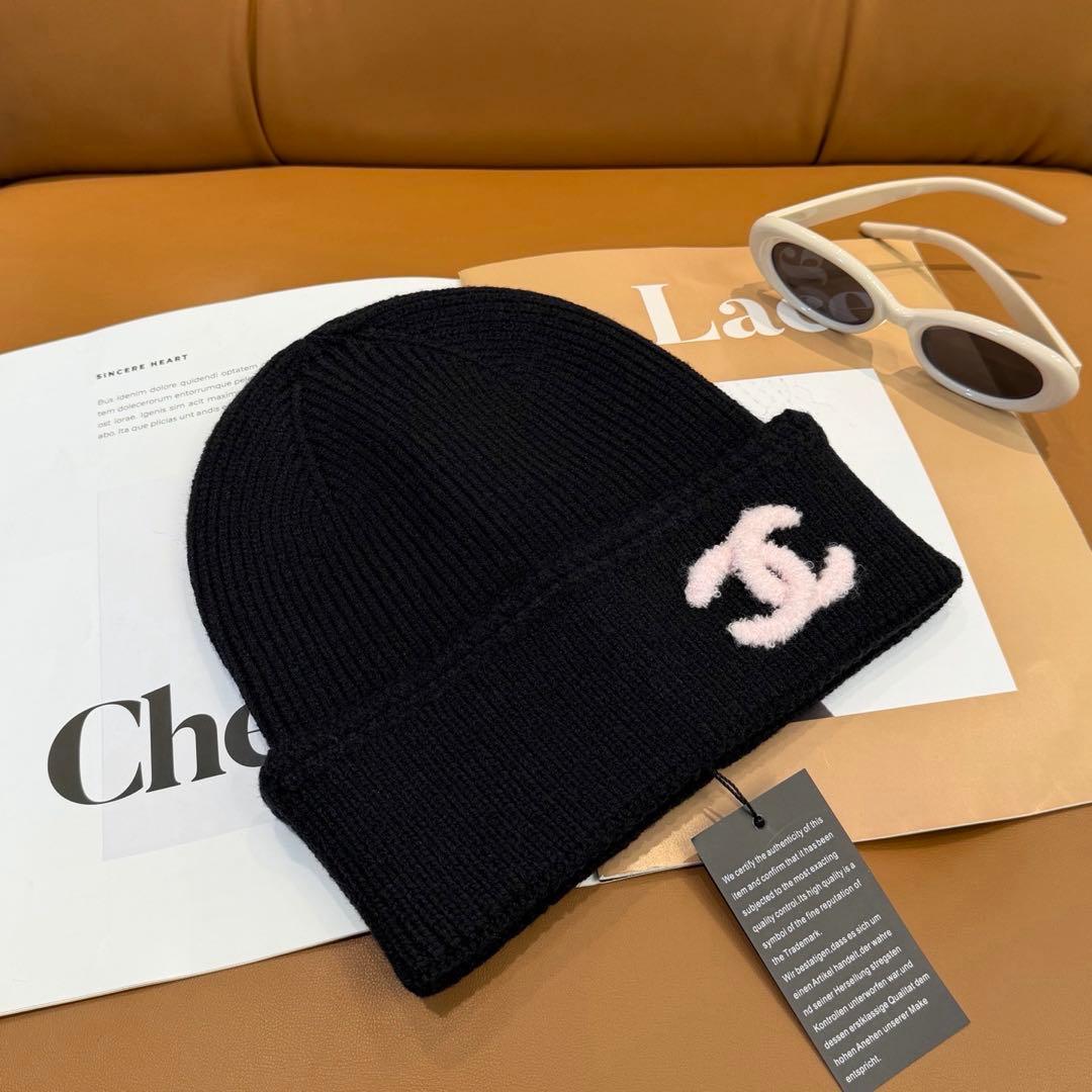 CHANEL ロゴ ニットキャップ