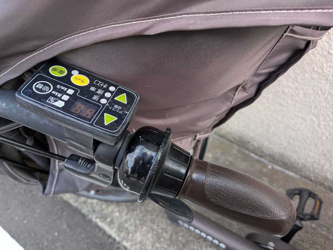 ブリジストンビッケ 電動アシスト自転車 チャイルドシート付き