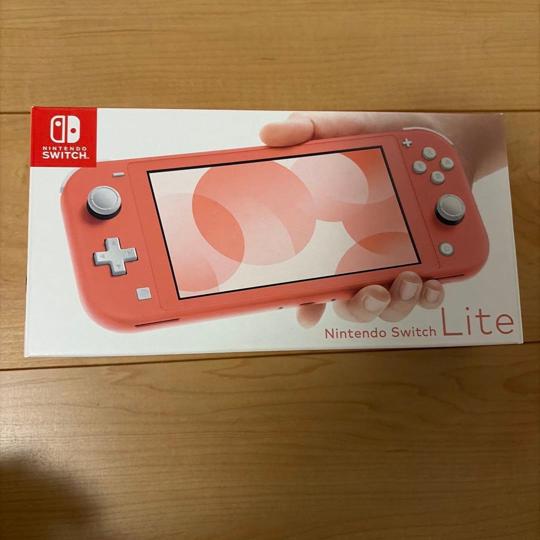 Nintendo Switch Lite コーラル 本体と純正フリップカバー