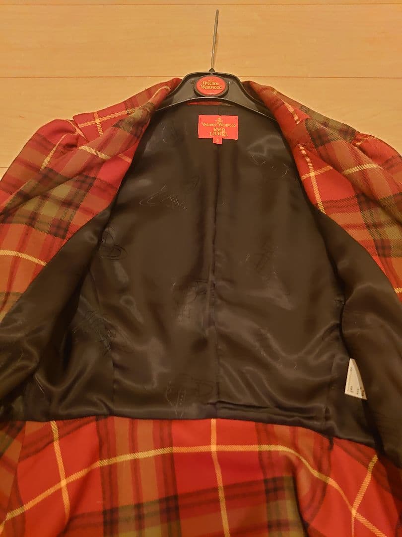 新*井様 Vivienne Westwood RED LABEL ジャケット 赤