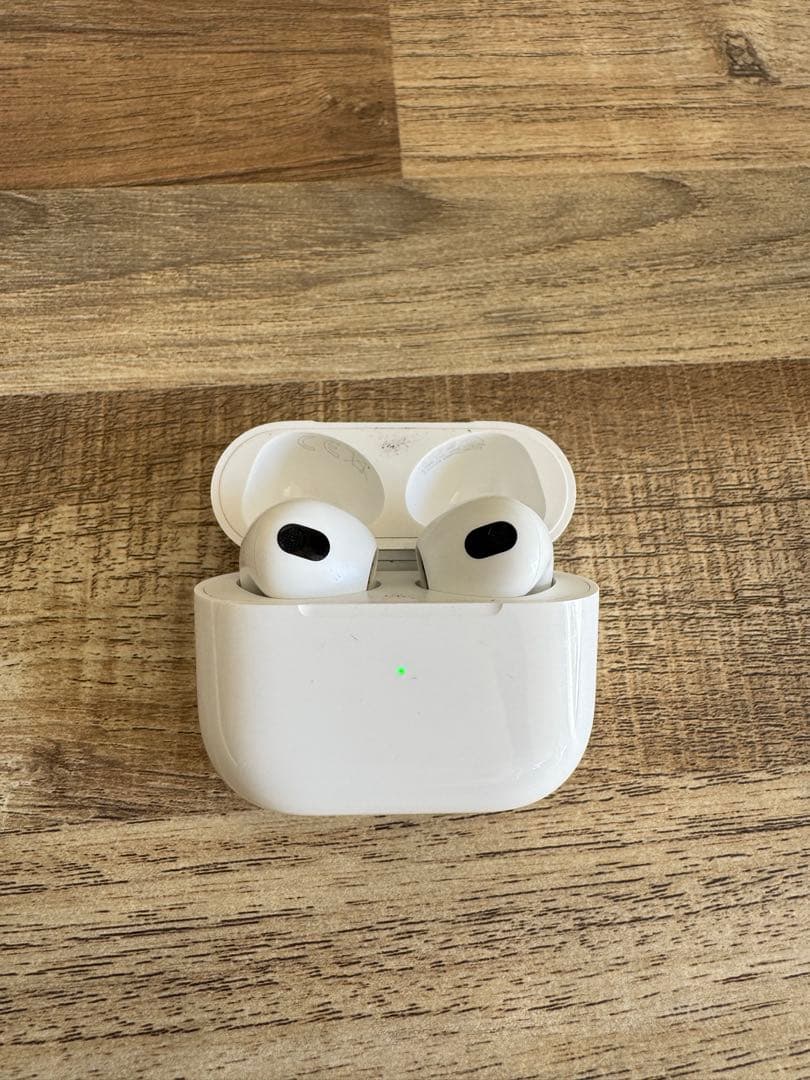 AirPods 第3世代　本体