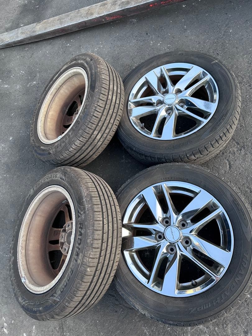 日産　セレナ　純正メッキアルミ　16インチ　タイヤ付　195/60R16