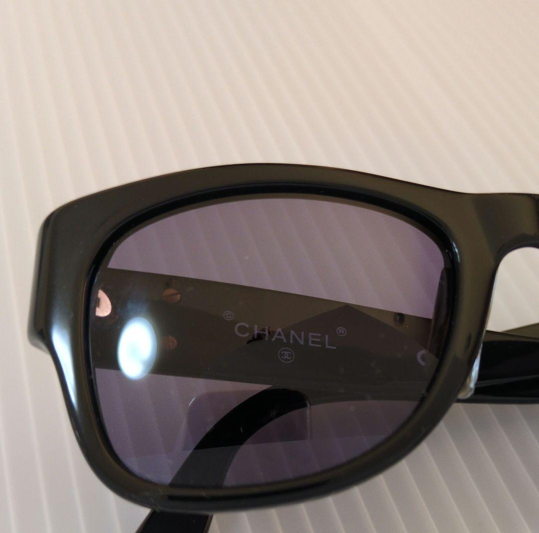 CHANEL ブラック サングラス
