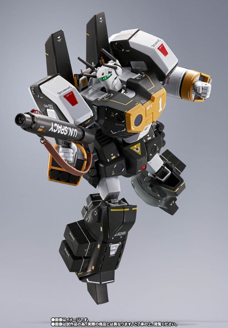 新品 DX超合金 VF-1S アーマードバルキリー（ロイ・フォッカースペシャル）
