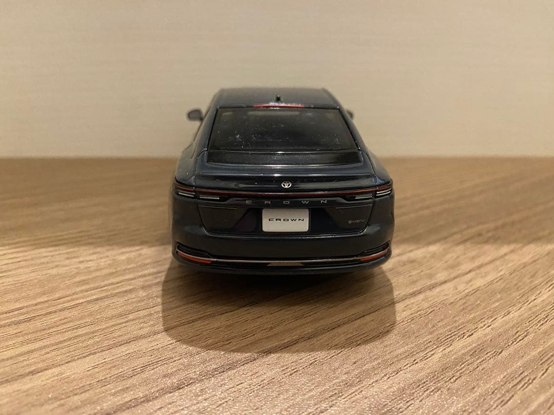1/30 トヨタ　クラウン　セダン　カラーサンプル　非売品　ミニカー　グレー