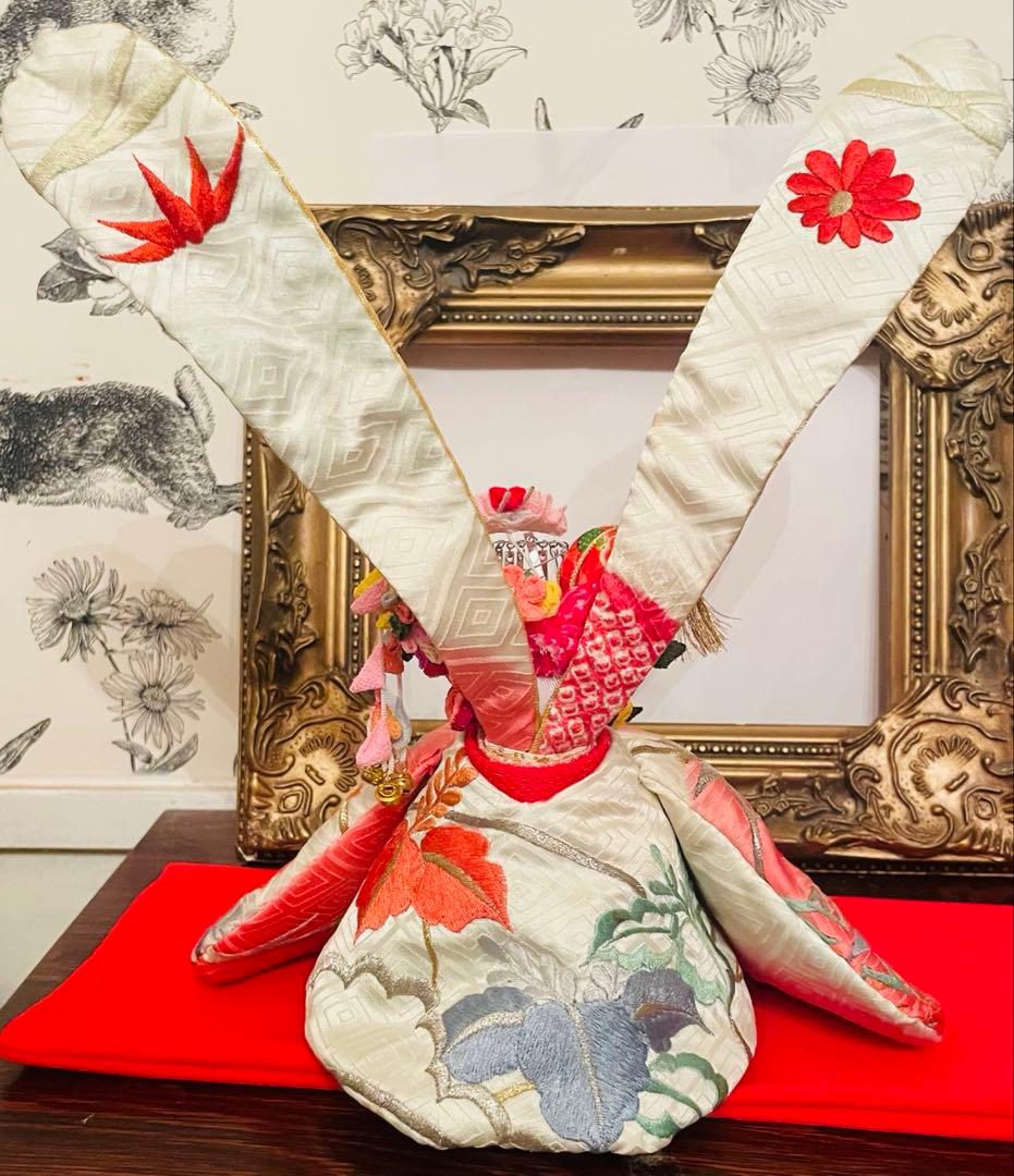 おばあちゃんのハンドメイド　大きな着物うさぎ人形　お姫様桃色の鶴　 幸せの鈴の音