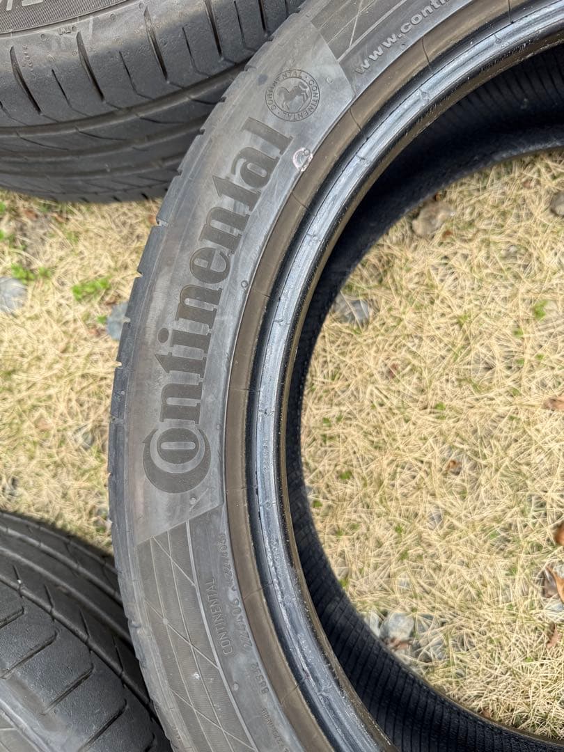 225/45R18 コンチネンタル　４本