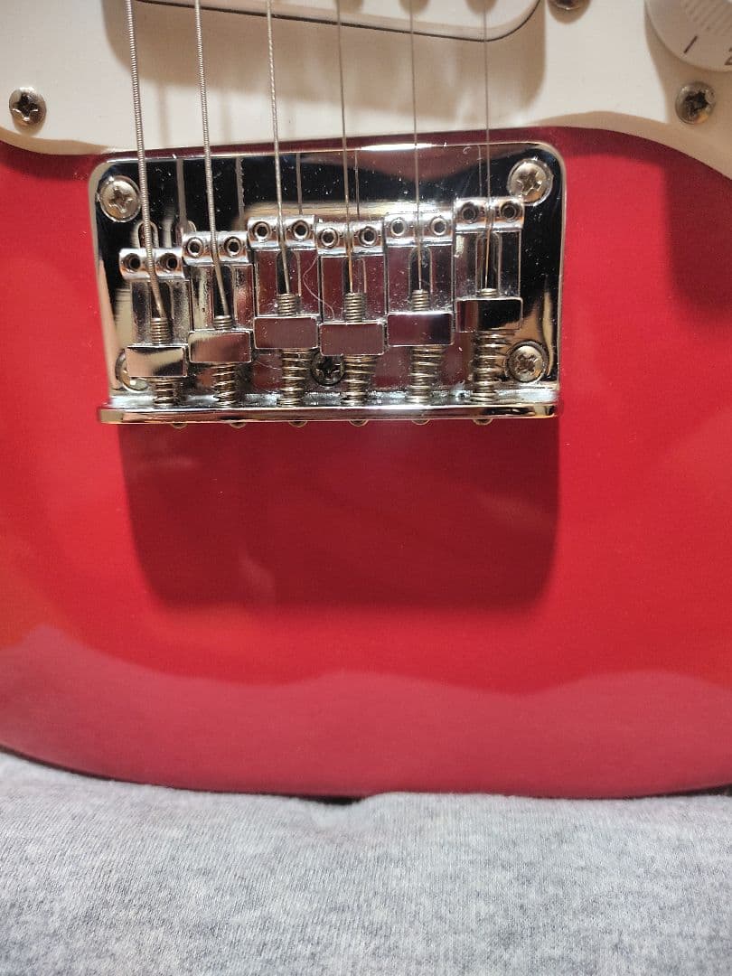 Squier ストラトキャスターミニ　ソフトケース付き 中古品