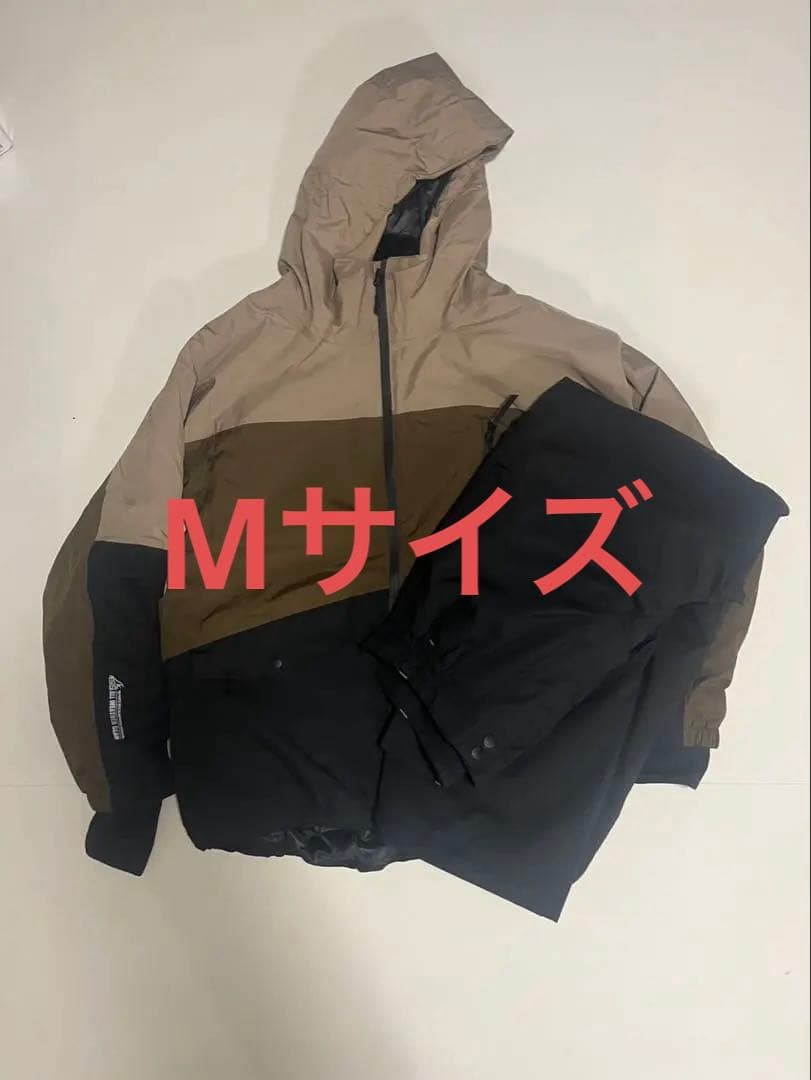 WORKMAN イージス2025スキー、スノーボードウェア上下組　Mサイズ