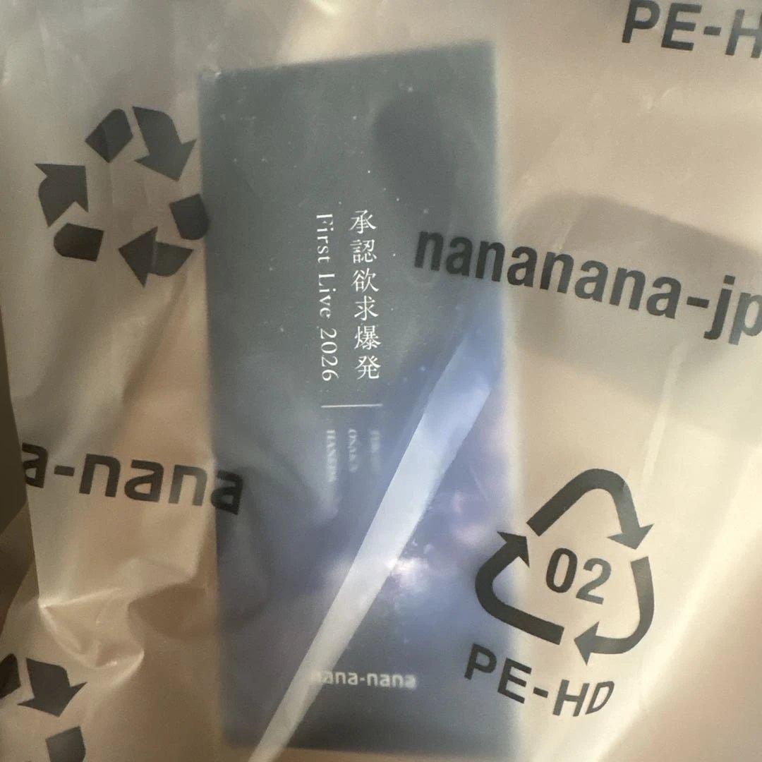 tuki.承認欲求爆発　日本武道館チャーム付き❣️nana-nana ピンクバッグ