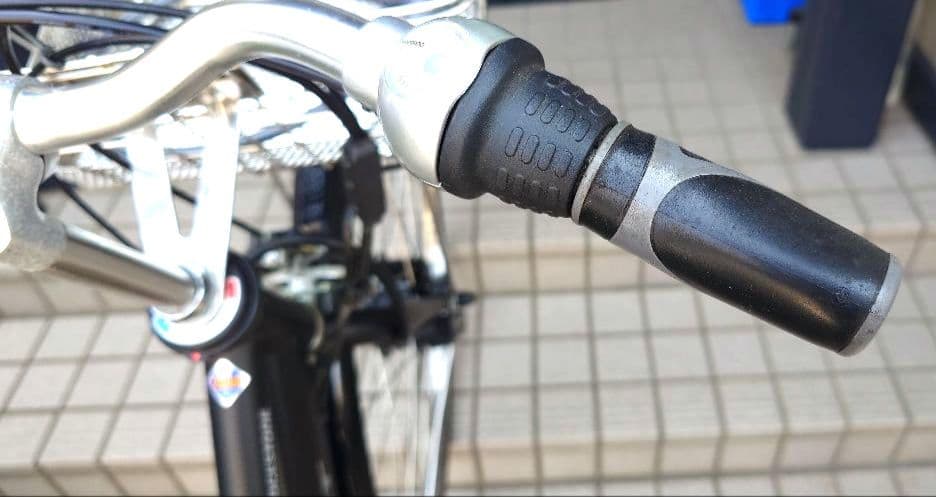 アルベルトe 27インチ 2024年新車購入 黒色 広島市安佐南区近郊　送料込み