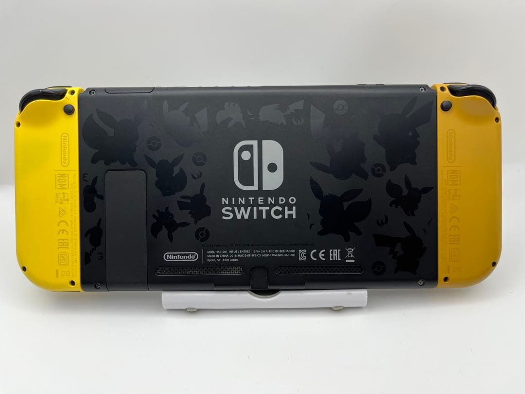 Nintendo Switch ピカチュウ・イーブイ エディション（本体のみ）