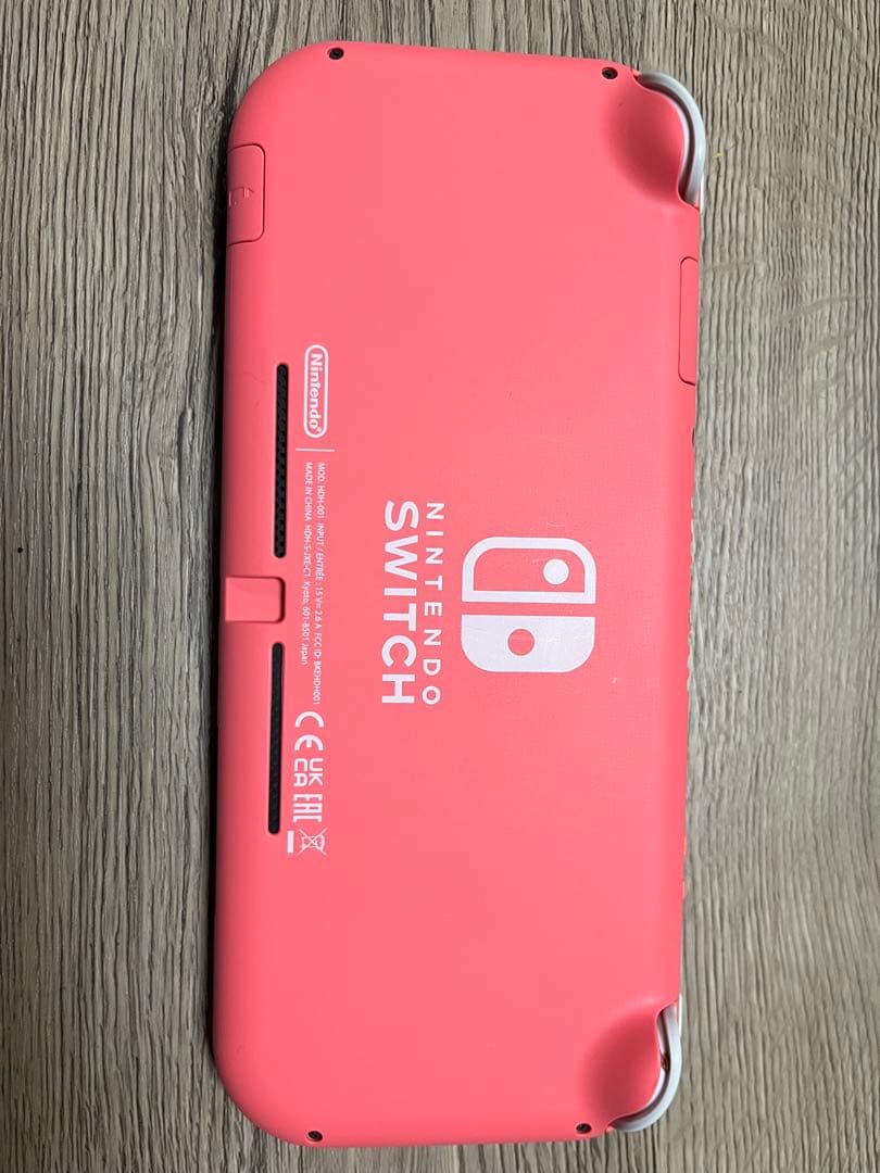 Nintendo Switch Lite コーラルピンク