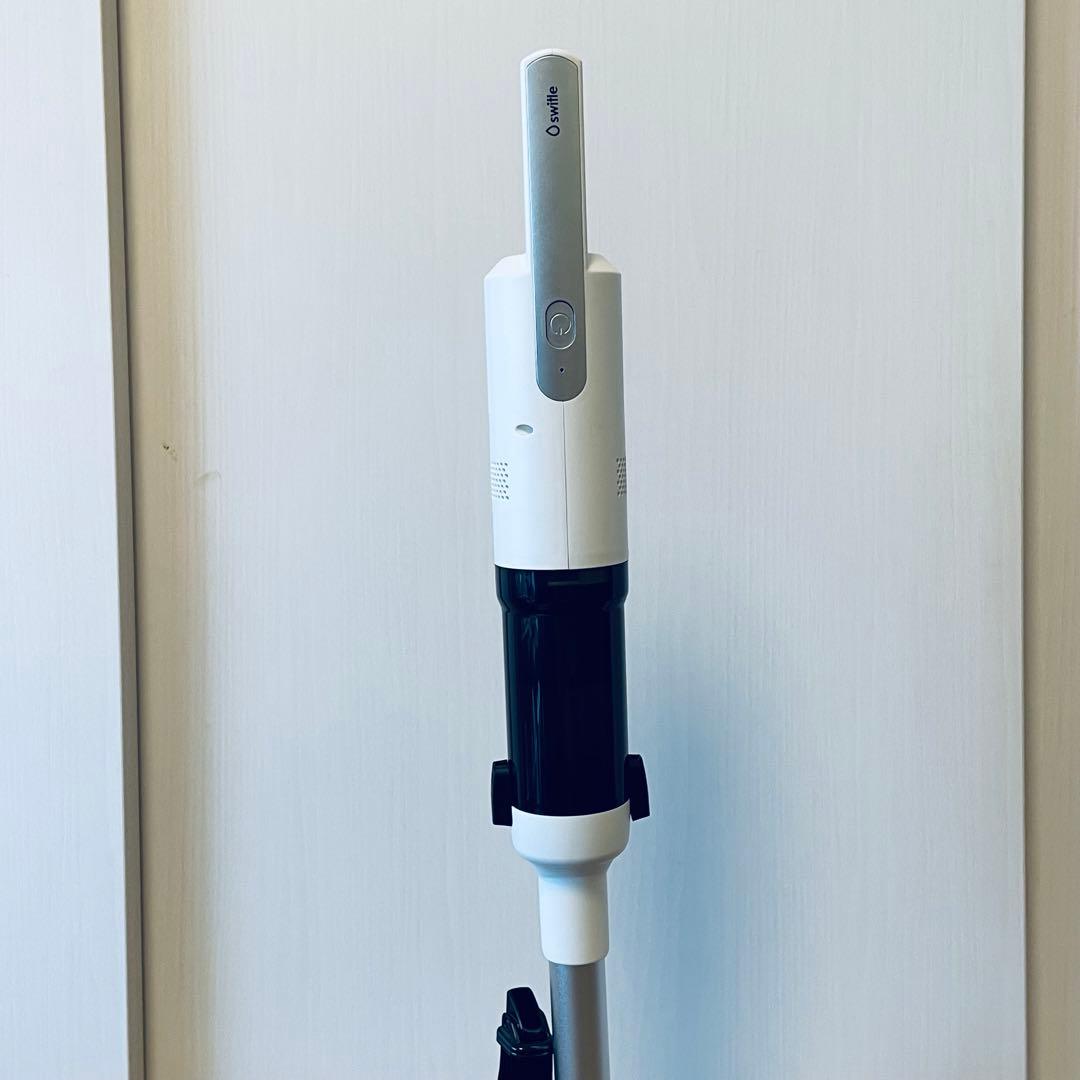 【美品】超軽量コードレス掃除機 switle stick スイトル スティック