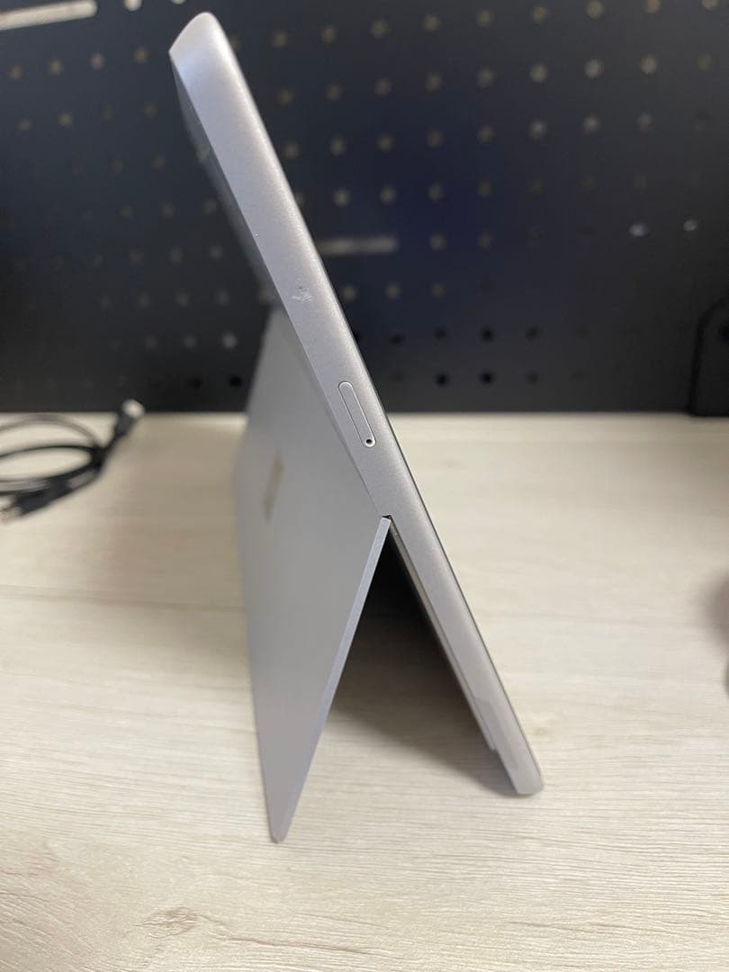 【美品】Surface Go2 8GB SSD128g+SD256g LTE
