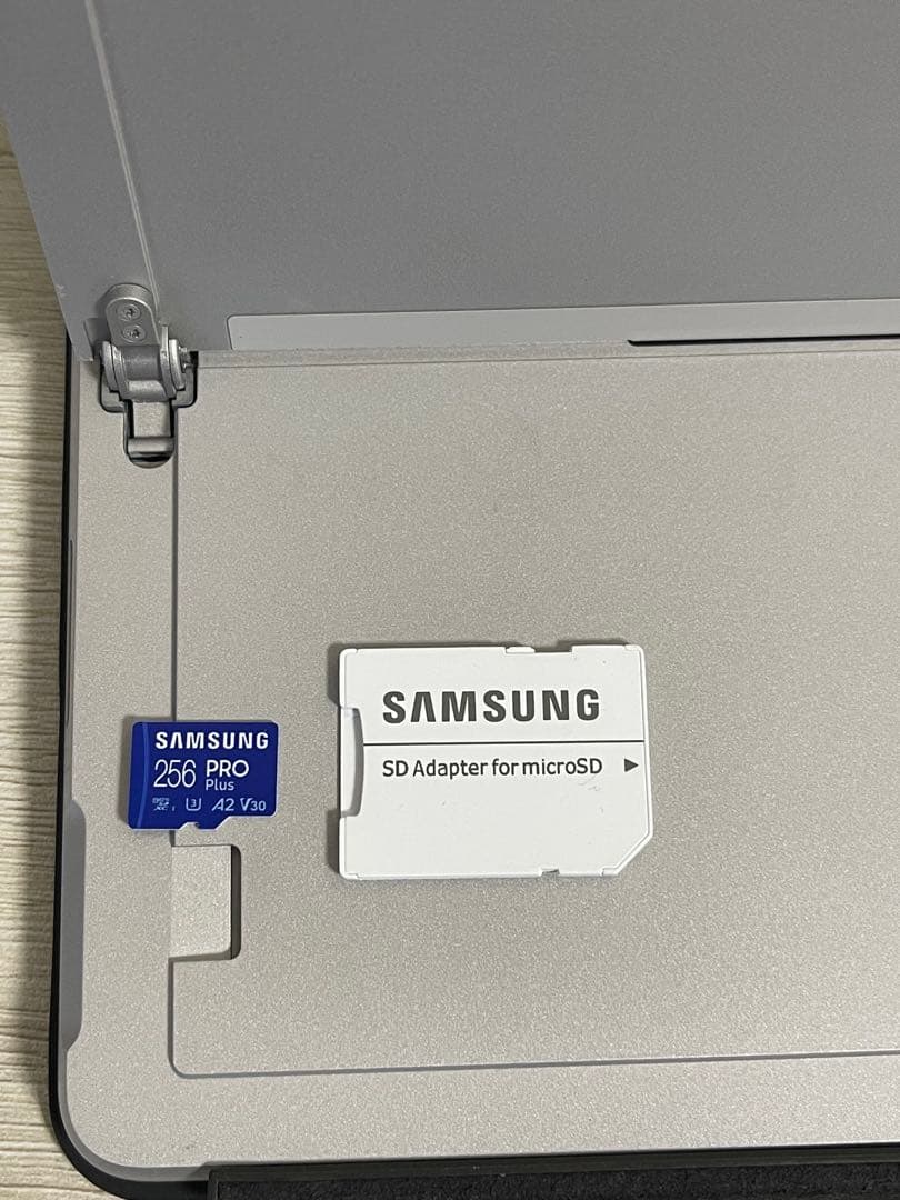 【美品】Surface Go2 8GB SSD128g+SD256g LTE