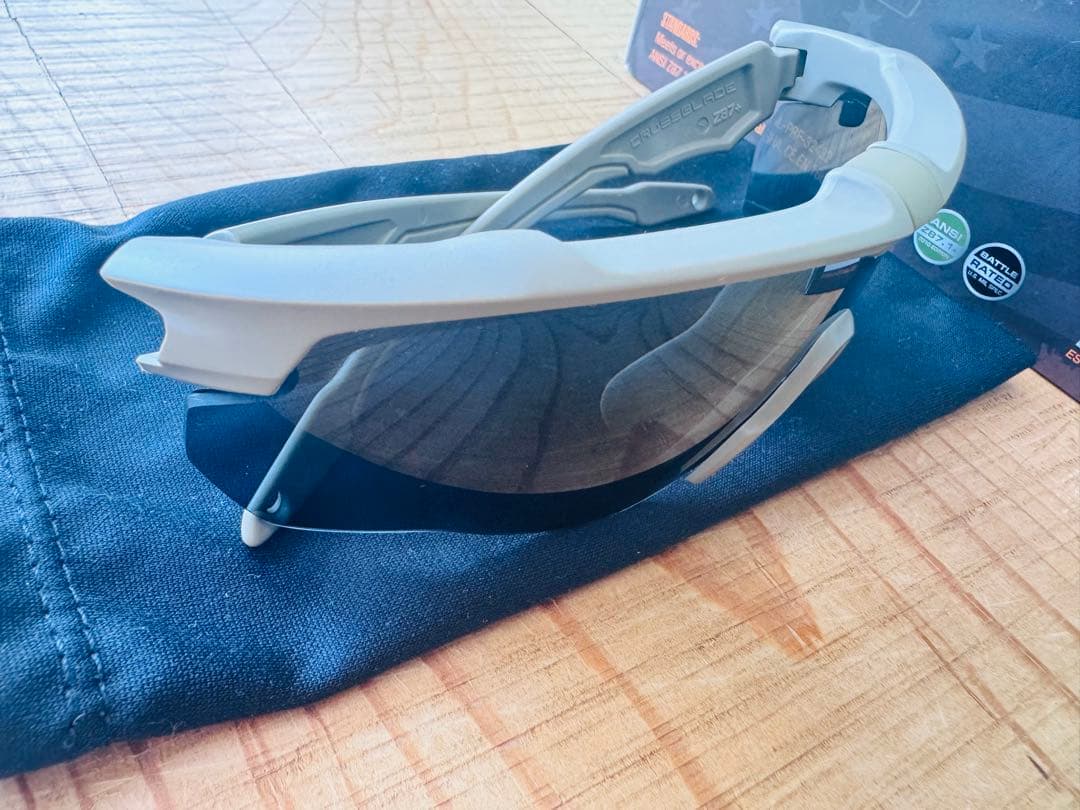 ESS CROSSBLADE NARO SmokeGrayレンズ